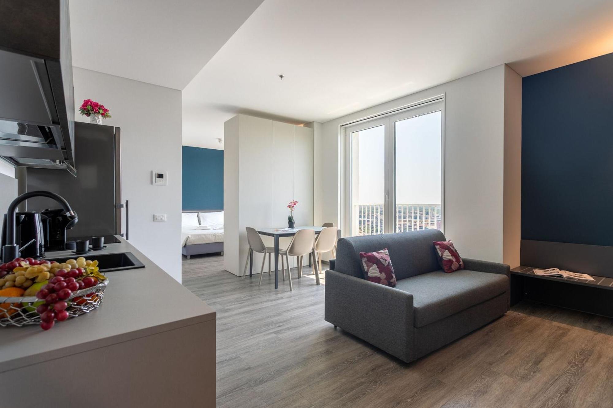 Htm Venice Suite By Halldis Местре Экстерьер фото